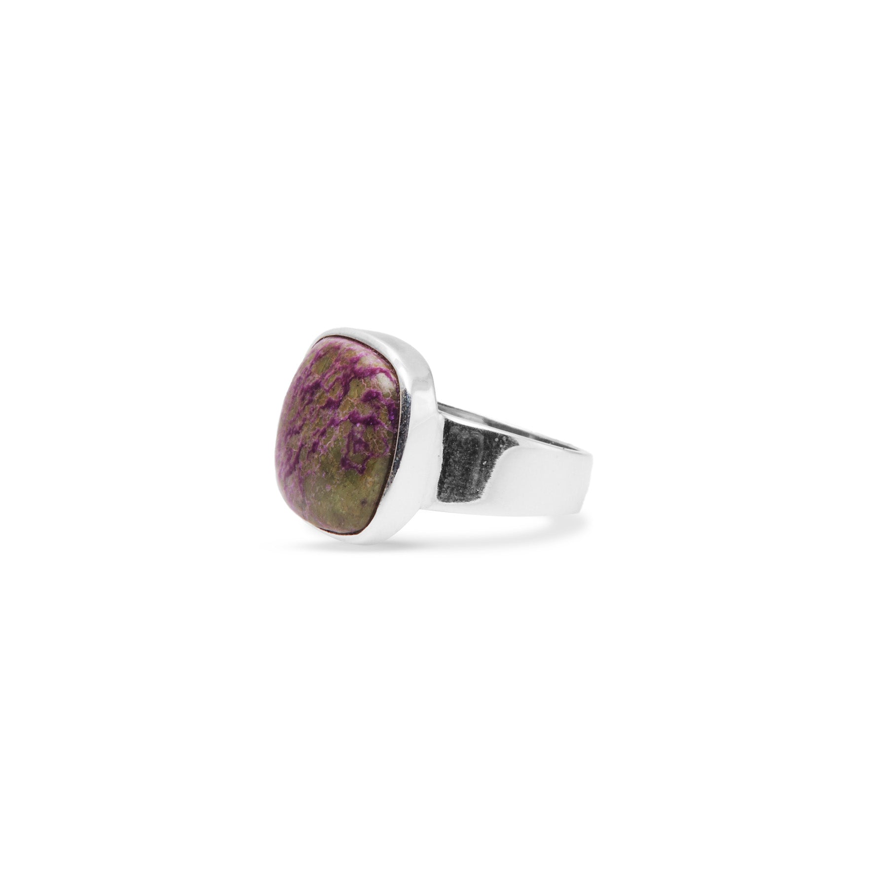 Purpurite cabochon square cushion ring with thick band