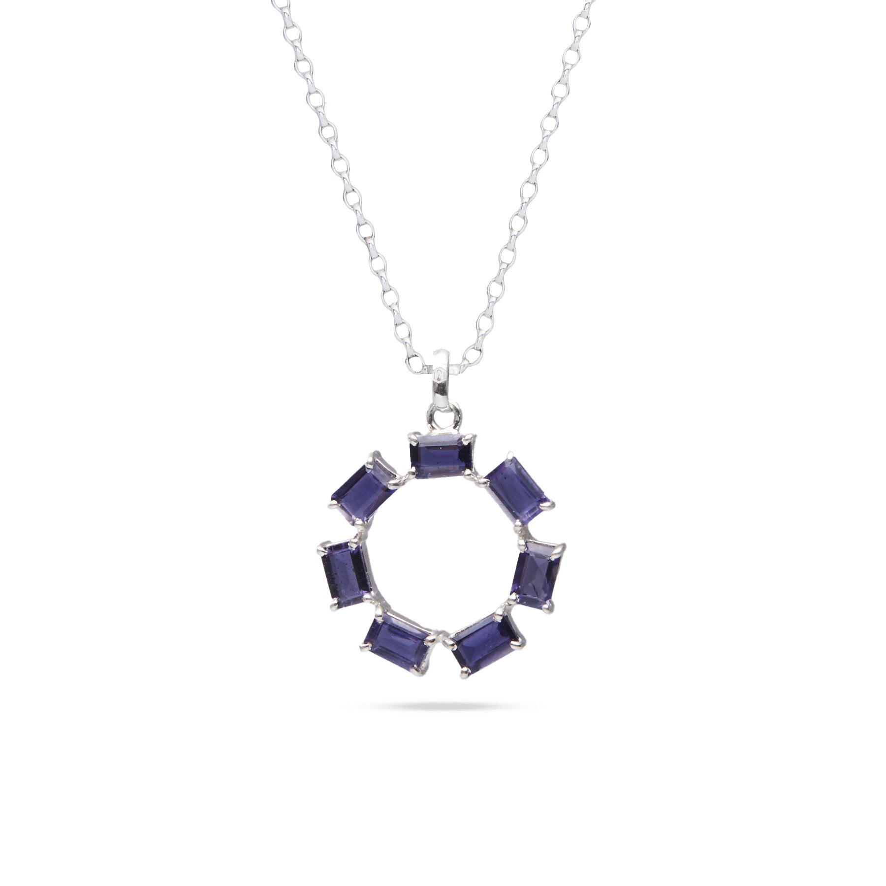 Iolite rectangle faceted claw set round pendant 