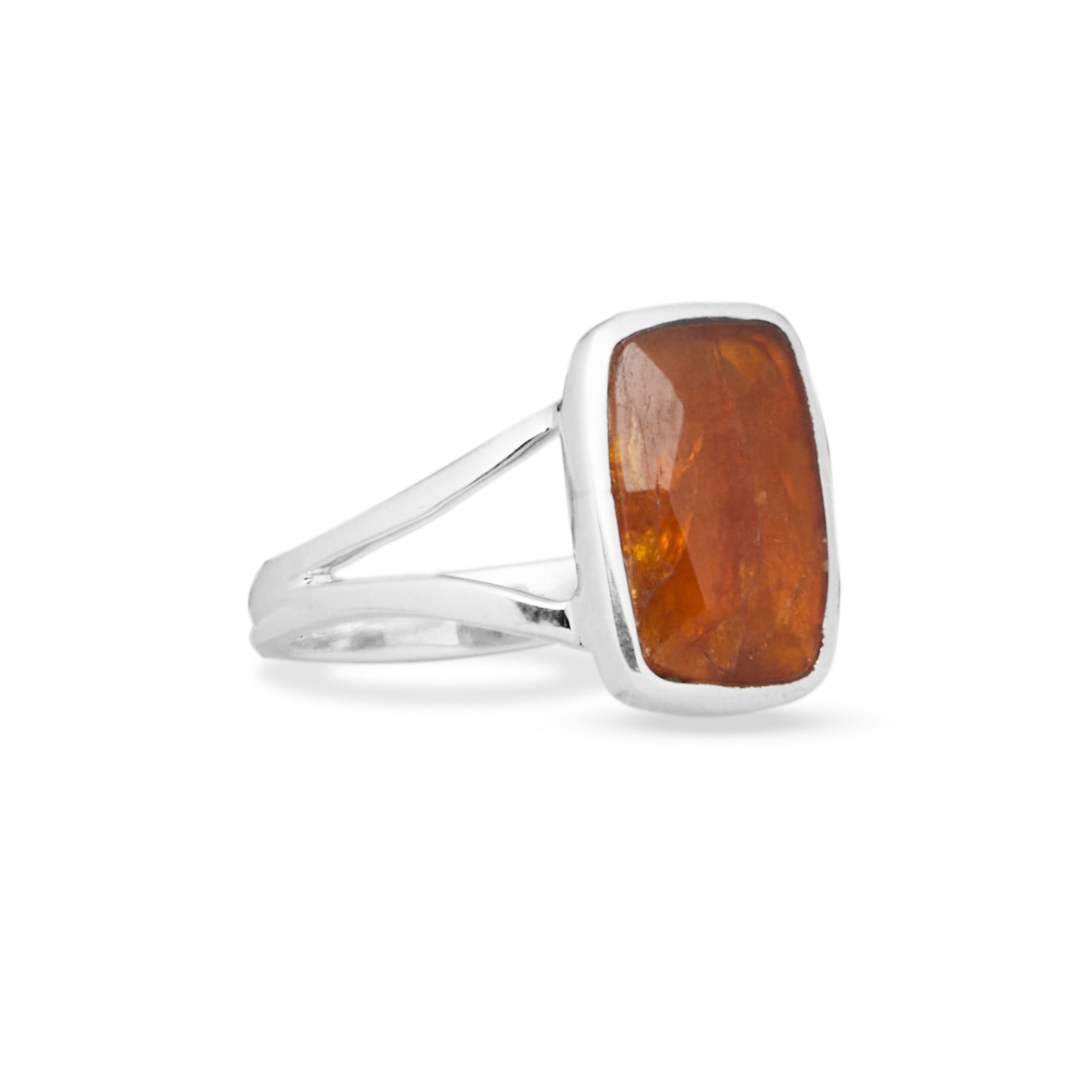 RECTANGLE ORANGE KYANITE RING