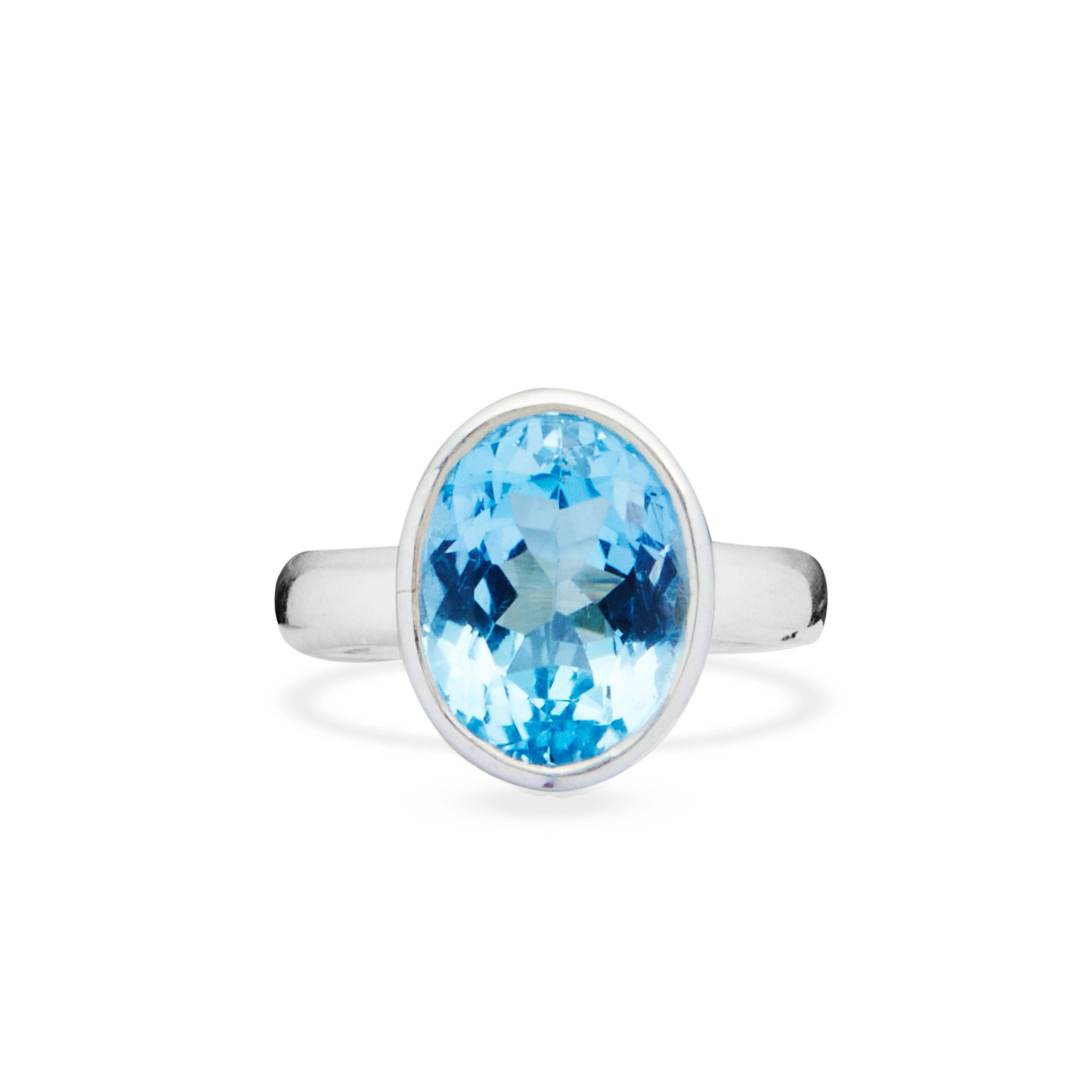 OVAL BLUE TOPAZ RING 