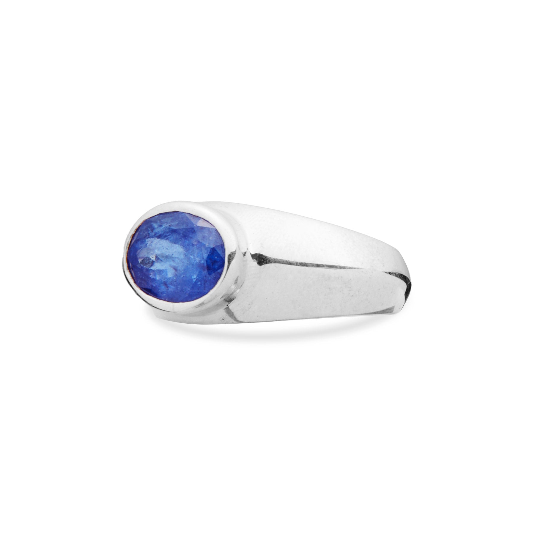 OVAL TANZANITE RING 