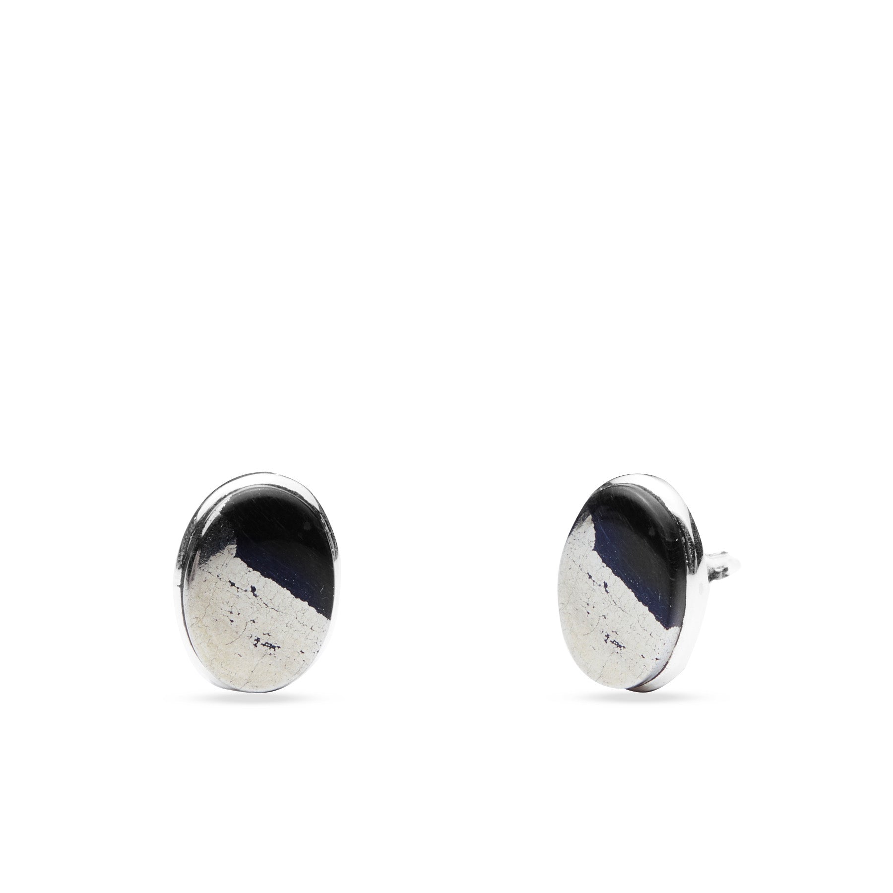 Apache Gold oval stud earrings